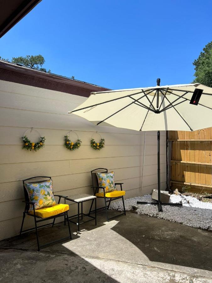 Centrally Located Houston Retreat! Sleeps 8, 10 Min To Downtown, Free Parking Exterior foto